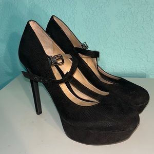 Gianni Bini black heels
